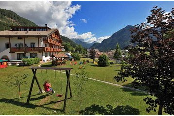 Hotell Pozza di Fassa 5